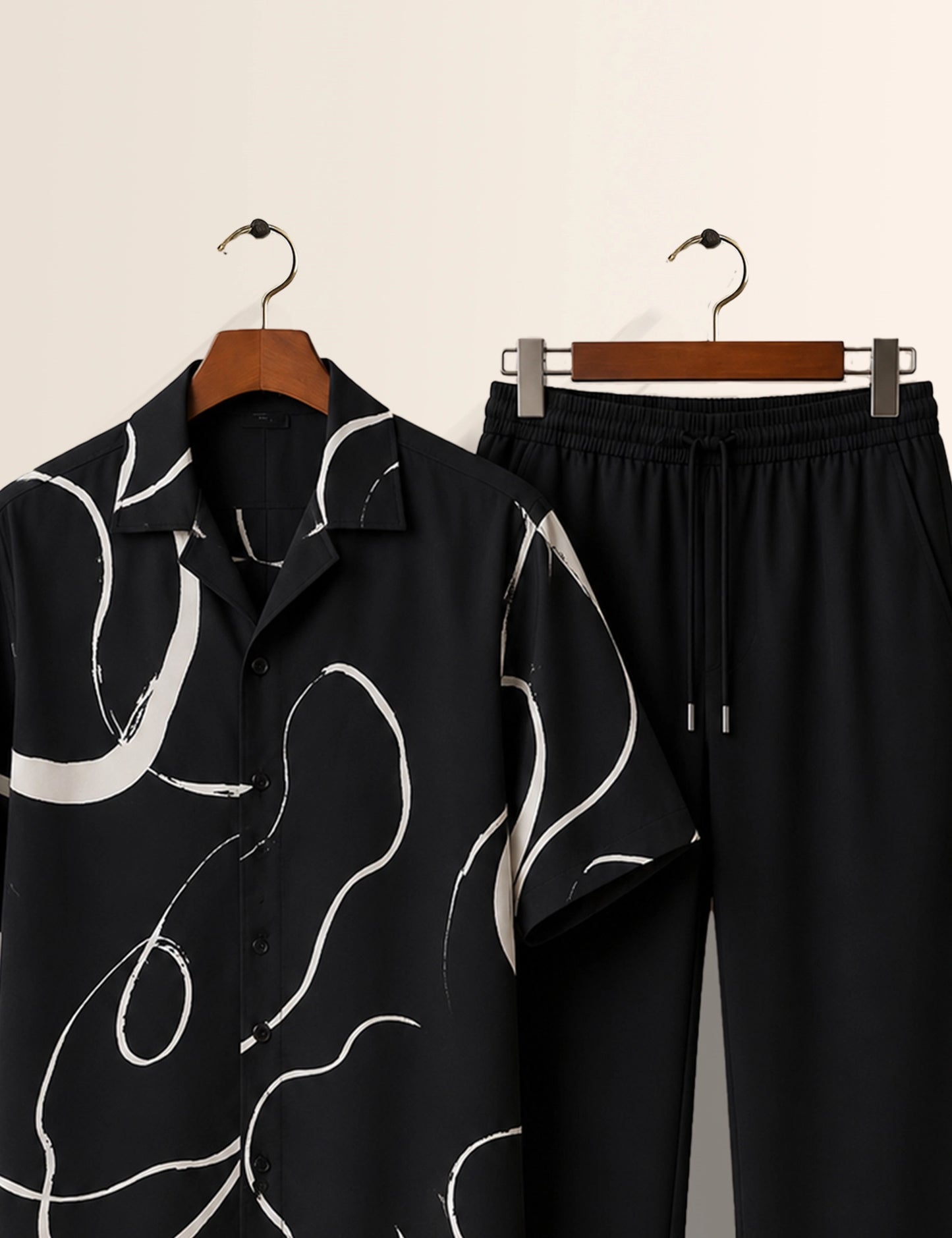 Black Loop Unisex Cords - XPCRDF